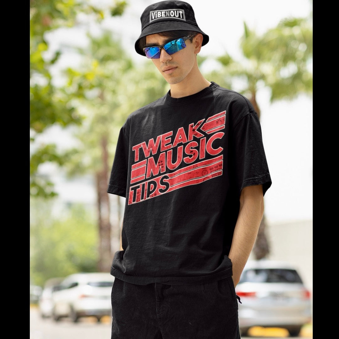 TWEAK MUSIC TIPS RED - Unisex T-Shirt