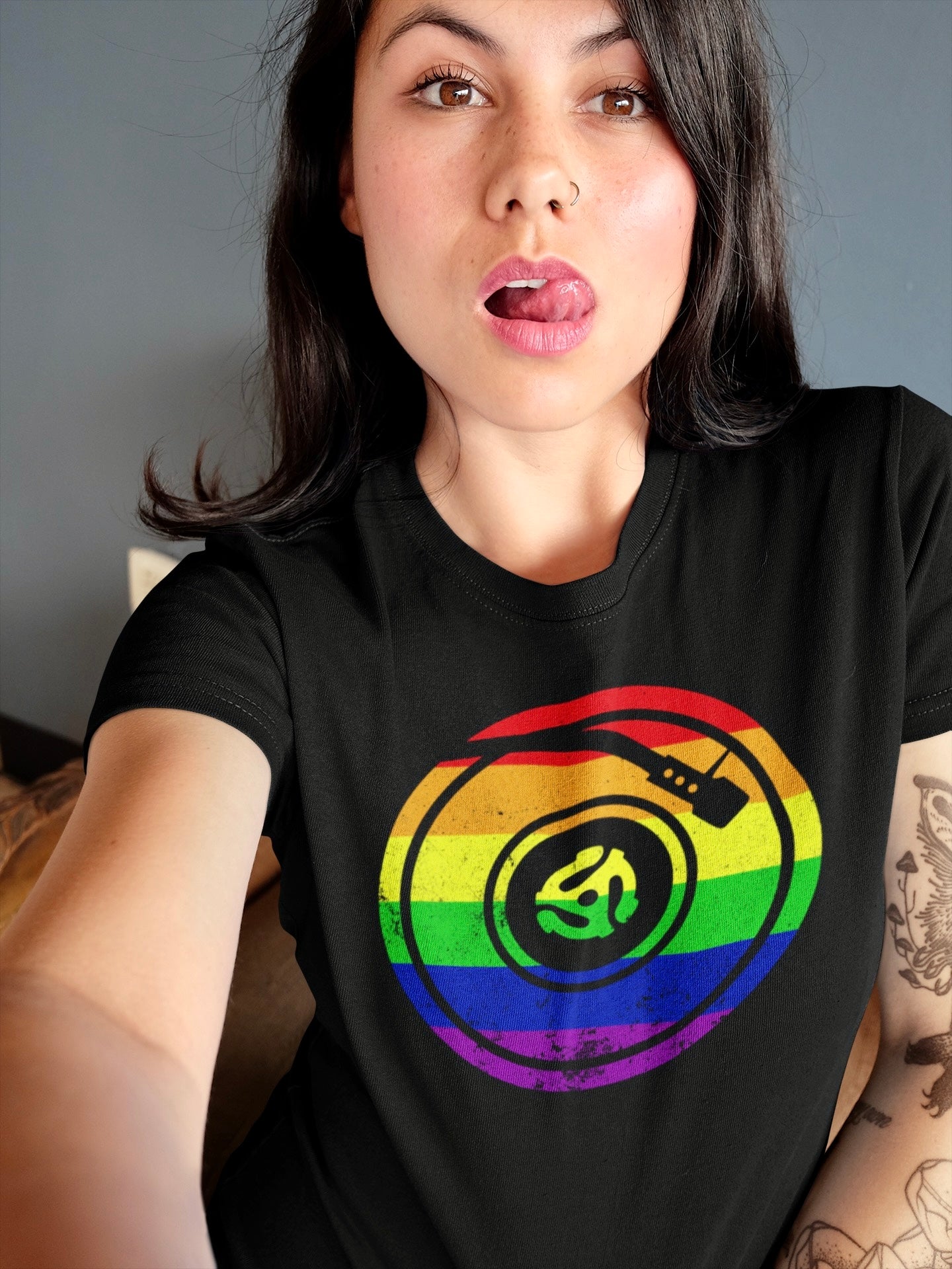 Turntable 45 Pride - Unisex T-Shirt - Beats 4 Hope