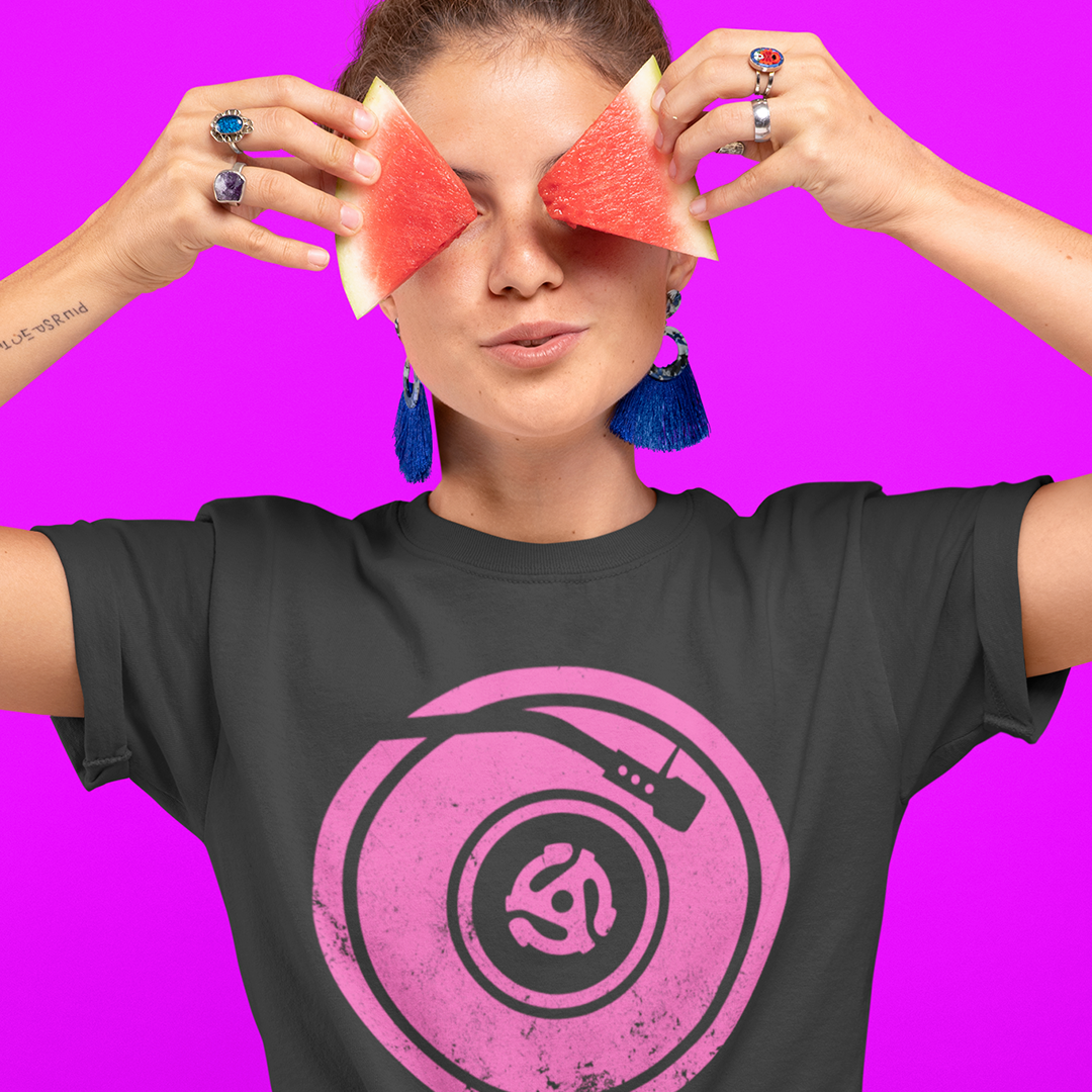 PINK TURNTABLE - Men's Classic T-Shirt - Beats 4 Hope